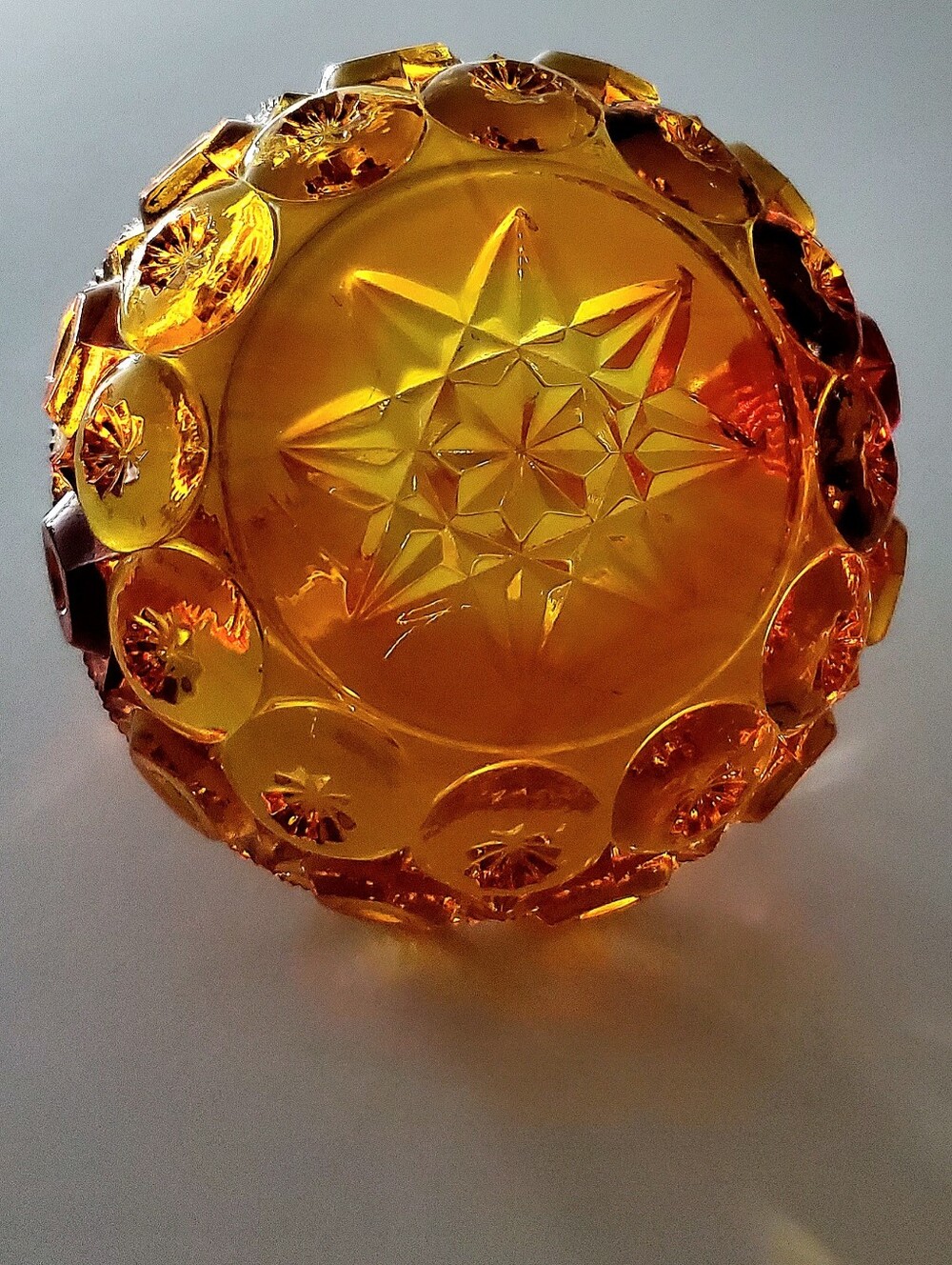 GLOWING Fire Amberina Moon & Star Split Handle Art Glass Basket - Picture 8 of 16
